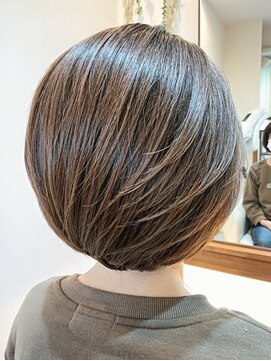 アフィーノ(affino) 丸みボブ