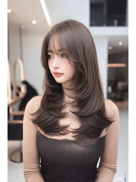 レス(Les.) ミディアムレイヤーバタフライカットハッシュカットダークグレー