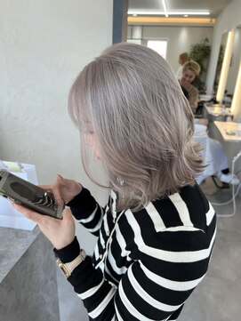 リエンス(RIENS) 【RIENS】ホワイトグレージュロング