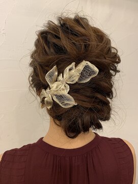 ファム(fam) 華やかアップ