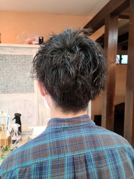 モアムー(Moremuu) メンズ パーマ