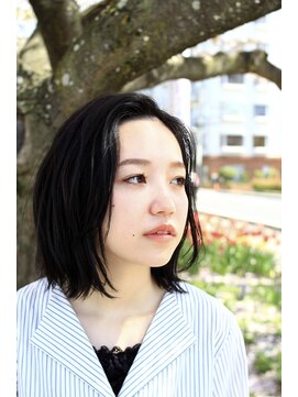 スリーヌーン(THREE noon) 大人可愛い黒髪暗髪アッシュ小顔ミディ THREE 後藤裕祠