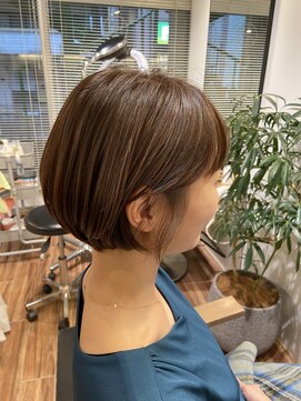 ユージュアル ヘアサロン(usual) 脱白髪染めハイライトカラー×丸みショートボブ 30代 40代