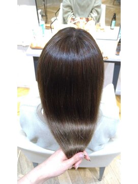 ピリナバイケーツー(Pilina by k-two) 酸性ストレート/酸性縮毛矯正×くすみブルーベージュ