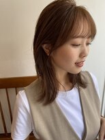 大人かわいい流れる顔まわりカット/小顔にみせるシースルー前髪