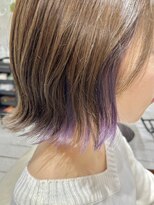 コンフィープラス(comfy plus)&nbsp;30代40代大人可愛い小顔ショートカット外ハネボブインナーカラー