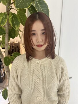 スティロ(stylo) レイヤーカットハイライトショートヘアイルミナカラーオージュア