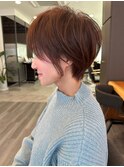 小顔シフォンベージュ美髪ショート