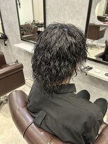 グラッジ 池袋(GLADGE)&nbsp;縦落ちツイストスパイラル 波打ちパーマ 池袋