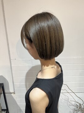 カフカ(CAFCA) 丸っこボブ×透明感カラー.