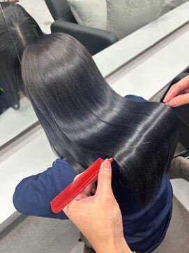 キング 枚方店(K!ng) 縮毛矯正髪質改善ハイライトレイヤーカット枚方美容室エクステ