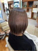 スローリー(slowly) 外ハネBob×切りっぱなし×レディースボブ