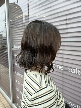 シャルトルーズ(Chart Reuse) コテ巻き風パーマ