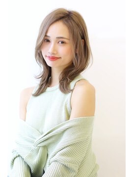 オーロ 塚口店(ORO) くびれミディアムヘアスタイル