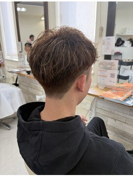 シルエット 美容室 八戸メンズハイライト メッシュ