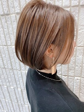 クロムス(clomus) 【clomus】ショートボブはこれで決まり