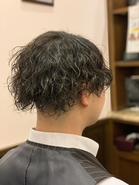 ヒロギンザバーバーショップ 新宿店(HIRO GINZA BARBER SHOP) スパイラルパーマ