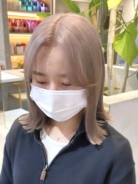 サンク 原宿 表参道(cinq) ミルクティーベージュダブルカラーインナーカラーケアブリーチ