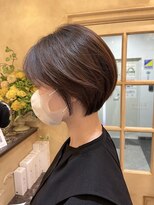 ピッポ(PIPPO) ウエイト低めショートボブ