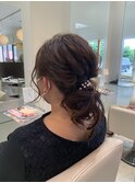 ゆるふわローポニー/ヘアアレンジ/ヘアセット/結婚式/二次会