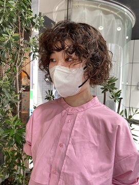 ヘアーアンドメイク ビス(HAIR&MAKE bis) ミニボブパーマ スパイラルパーマ【中西思実】