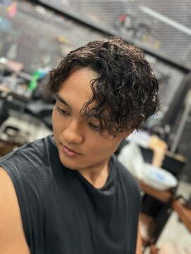 スリーセント 栄(3/cent) スパイラルパーマ