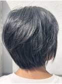 ショートボブ