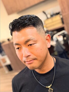 ◆大人の余裕を纏うクラシックショートフェード