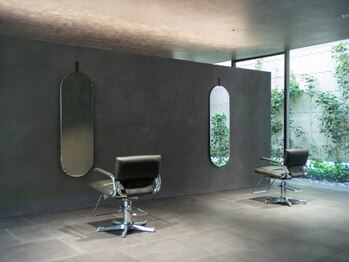 INFIX 髪質改善・美髪縮毛矯正専門店 【インフィックス】の写真/【熊本☆髪質改善専門サロン】大人女性のための,非日常を味わえるマンツーマンプライベート空間《INFIX》