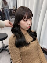 コビーバイジーナ 梅田茶屋町(Coby by Zina)&nbsp;ミディアムレイヤーくびれ巻き オリーブ系