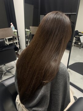 ルシック(LE CHIC) ロングスタイル/髪質改善/透明感カラー/ダークブラウン