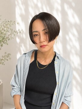 エアー 横浜(AIR) 【寺本】前下りショートヘアで美しいフォルムへ。