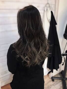 ヘアーサロン カヴィエ(hair salon covie) バレイヤージュカラー ハイライト グラデーション