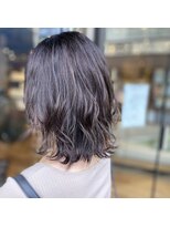 ウルム 蕨西口(ULUM)&nbsp;【落合優香】ハイライトカラー×ラベンダーアッシュ