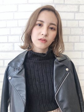 オロ(ORO) 【ORO】ミルクティーベージュ×外ね小顔ボブ 浅見