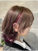 外はねボブ×耳下半分インナーカラー