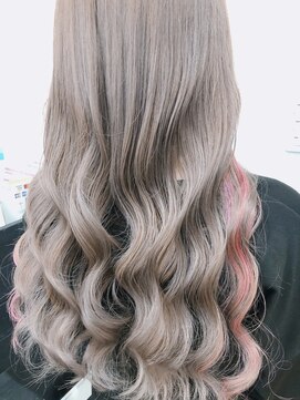 ラビス 浦和(Lovis) デザインカラー/レイヤーカット/ウェットヘア/夏のヘアアレンジ