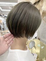 ソーコ 渋谷(SOCO) オリーブベージュ丸みショート大人ショートボブマッシュショート