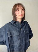 切りっぱなしボブ くすみカラー 秋カラー 外ハネボブ ミニボブ