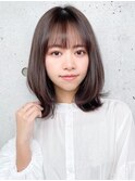 大人ガーリー外ハネボブ斜めバング薄めバングレイヤーカット