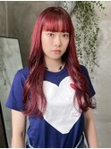 ぱっつん前髪ワイドバング暖色ロングレッドカラー