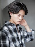 スーツ短髪ツーブロック束感モテる黒髪シークレットパーマ流行