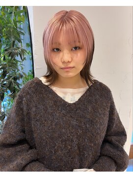 スタン 渋谷(Stam) ペールピンク裾カラーデザインカラー韓国ミディアムレイヤー渋谷