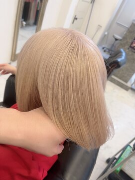 モーダバイグランデ 栄(Moda by GRANDE) ホワイトベージュ