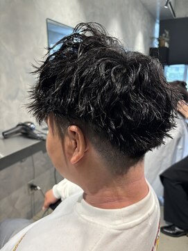 ユウシヘアー(Yushi Hair) ツイストスパイラルパーマ