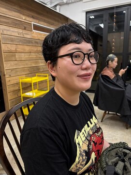 ハマモト ヤマ オオサカ(ハマモト Yama Osaka) ショートヘア