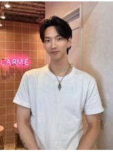 ラルムバイシー 新宿(LARME by Sea) 岡崎 仁椰