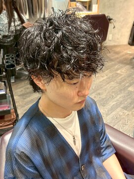 アフィナー(Afinar) 【横浜/横浜駅】無造作×濡れ感パーマで大人メンズスタイル