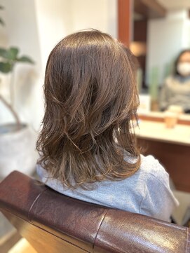 ヘアモーヴ チャンプス 南流山店 アッシュベージュのメテオカラー