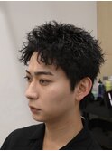渋谷スパイキーパーマルーズショート短髪大人ツイストスパイラル